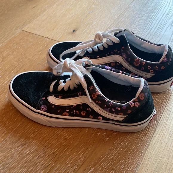 VANS black/floral suede/canvas Men 4/Women 5.5 - Picture 4 of 12
